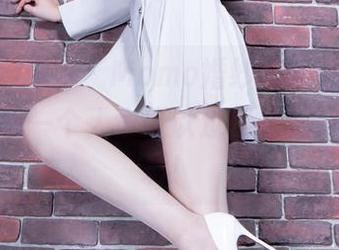 Beautyleg - Momo婚纱游乐园，美图合集：我一个人也可以过得比结婚还要精彩！