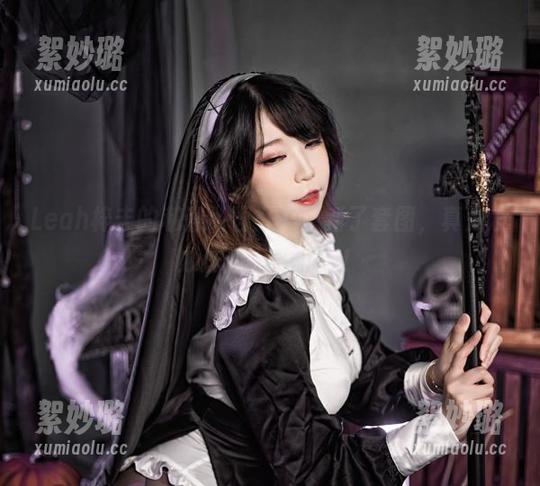 Leah梓未的私蜜助理：又更新了套图，真是没办法停下来了啊！