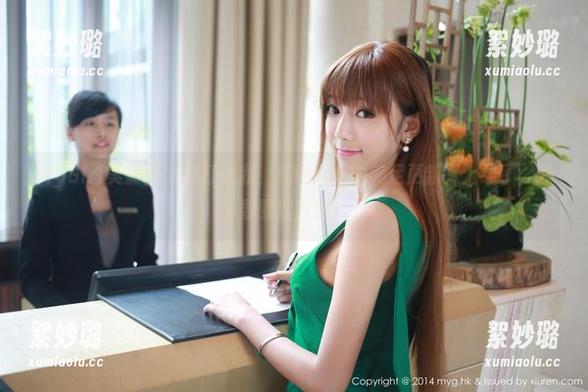 MyGirl美媛馆 - 别打扰我，杨晓青儿的美足更新又上线了，我要默默欣赏！