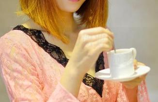 PANS写真 - 七月的职业装写真，下载后保证你再也不想穿西装！