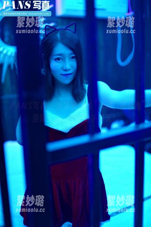 PANS写真 - 冰冰带你蹦跶泳池，图包免费限量抢，手快有手慢无！