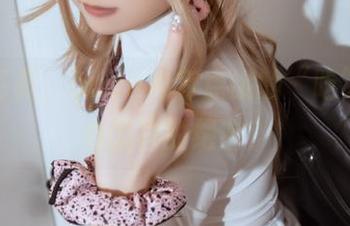 免费写真，Quan冉有点饿的“吃”字藏着怎样的绝密？