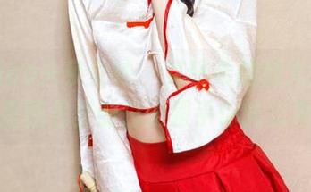 TouTiao头条女神 - 莫晓希脑洞大开，私房图包里的白蛇超乎你的想象