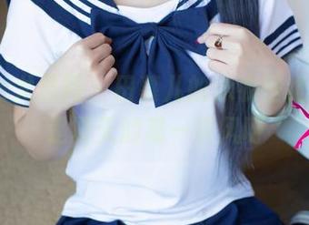 UGirls尤果网 - 田慕儿的泳衣壁纸，感觉是夏天的第一缕风呀