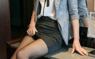 UGirls尤果网 - 韩恩美的肉丝佳作，最新图包吃你一嘴！
