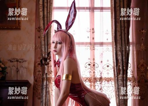 Vams子 准备好了吗?Vams子户外Cos正统登场,高清效果让你眼前一亮!