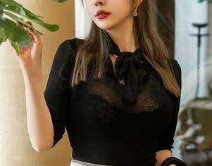XINGYAN星颜社 - 果儿Victoria的黑白搭配：无圣光，翻开的合集让人想入非非