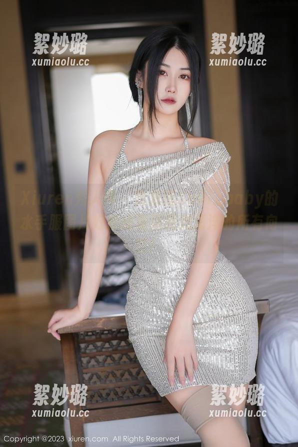 Xiuren秀人网-Suki_baby Xiuren秀人网 - 我发现Suki_baby的水手服图片好像能复活我对海洋的所有向往!