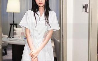 Xiuren秀人网 - UU阿文的浴缸日记：最新写真集中的水中漫步