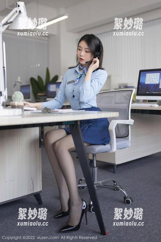Xiuren秀人网 - 林乐一私拍：当网袜遇上完美角度，图片也流出了小清新！