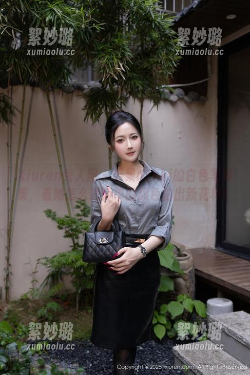 Xiuren秀人网 - 果果Nikki的白色写真集，看她怎么把简单的颜色拍出新花样！
