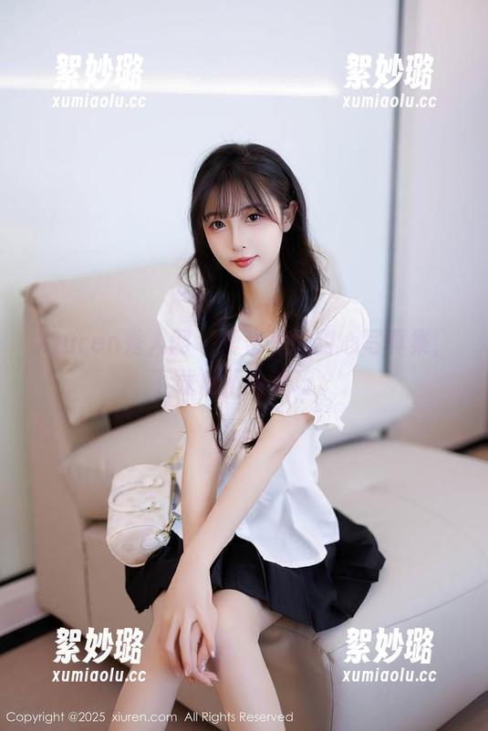 Xiuren秀人网-爱酱里 Xiuren秀人网 - 爱酱里的甜心写真集,下载后不再乖巧。