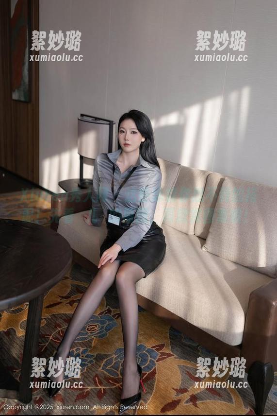 Xiuren秀人网 - 这些泳装你想不到的搭配！先看玥儿玥的原图，再欣赏图集哦！