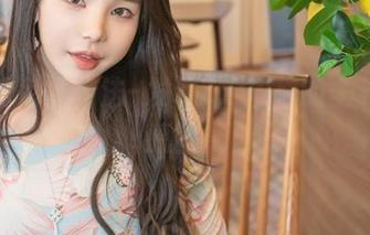 一抹粉色的魔法–发现Zzyuri的圣光写真原图！