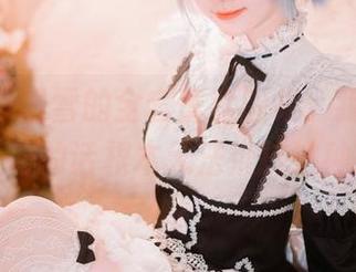 sally多啦雪的全套蕾丝图集：我发现，视力不好的话根本无法抵抗这种刺激！