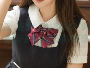 喵糖映画：短发少女的写真集，实在不想流连于那清新的发梢更新里