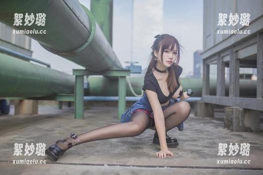 宅夏yoko与金莲的邂逅，看完这些图片，让我有点想多了。