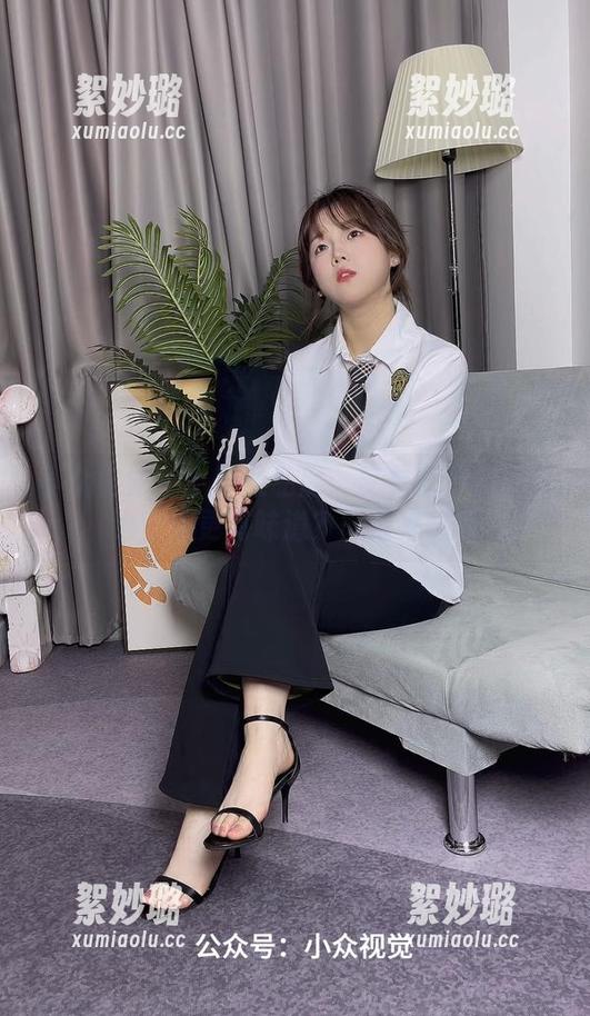 小众视觉 - 小苹果私房：皮衣会不会让你也变得更有味道？图集来瞧瞧