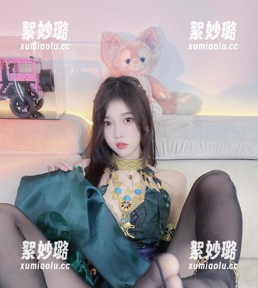 小小奶瓶儿 小小奶瓶儿的兔女郎加长版,全集里有你意想不到的惊喜!
