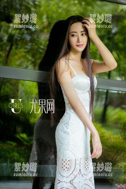尤果网 - 含含的黑白美图，下载的那一刻，我好像在透视什么。