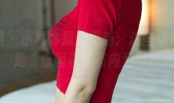 尤果网 - 小喜体操服更新：这些动作真的是“低调奢华有内涵”！