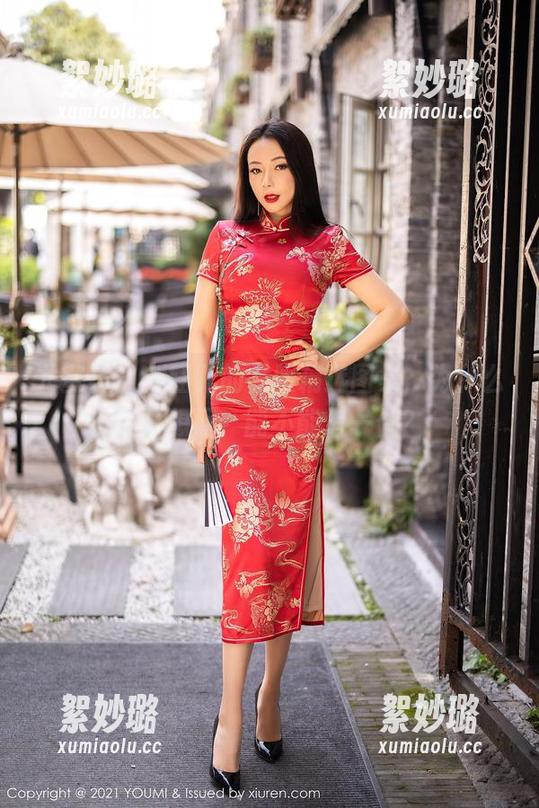 尤蜜荟 - 刘钰儿的礼服精选图集，为什么我只想问：能不能借一件？