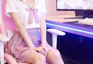 尤蜜荟 - 无圣光模式启动，尹菲的礼服合集让你眼睛一亮！