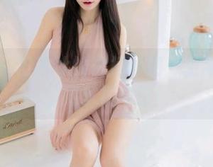 尤蜜荟 - 田冰冰的白裙原图：更新频率堪比刷乐视电影！