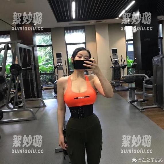 微密圈 - 今天的写真难道是豹纹的呼唤？左公子666更新不停歇！