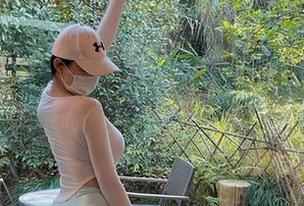 微密圈 - 左公子666的这组无圣光作品，俏皮女娃娇俏姿态，好想也来一波俏皮呀