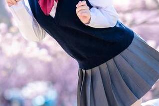 幼爱youmeko最强更新，小琪在JK制服中舞动得让人有种…不讲理的魔力！
