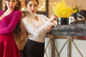 推女神 - 如果你觉得白色无聊，那一定没见过王婉悠Queen的最新图片，哈哈，她可不止是白！