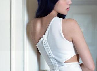 推女郎 - 林萌萌空姐特辑：飞起来的免费写真，谁不想尝试一下？