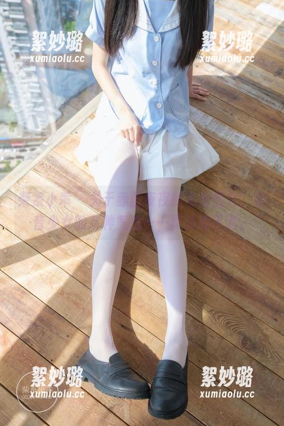柴系小乖 - 关于赤西夜夜的私房图片，初音少女的某种气息……具体说不清。