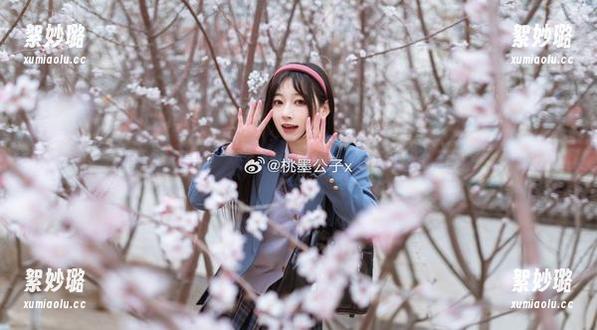 桃墨公子 桃墨公子最新透明图集:是要展现身材还是藏深意啊?