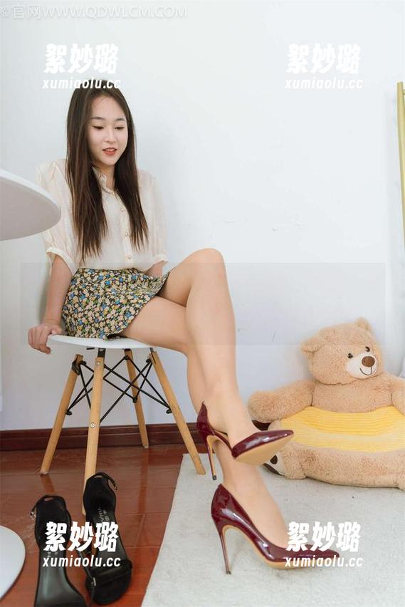 物恋传媒 - 菜菜的‘风的气息’作品，资源中的无心插柳，竟让人觉得游刃有余。
