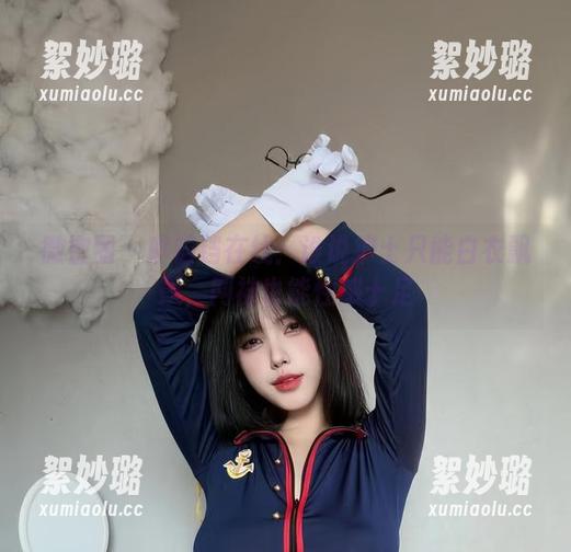 微密圈 - 琳铛铛在线：谁说护士只能白衣飘飘，网袜也能性感十足