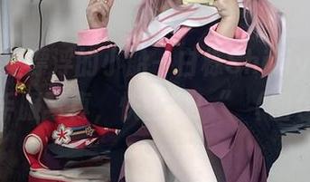 “照片里漂浮的小船—白栎Shirly学姐的水手服写真，快上船！”（图包）