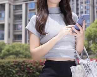 秀人网 - 安然maleah短裤专场，没圣光也能百变，来一套图，看我如何秀出巧妙腿部曲线。