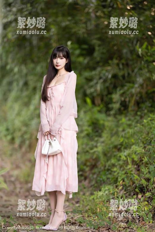 秀人网 - 徐安安的女仆写真，没想到居然也能这么可爱？这图集太有意思了吧！
