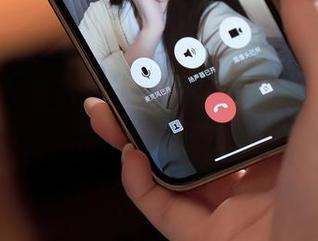 秀人网 - 是小逗逗的天台美图：俯瞰生活的日常与随意