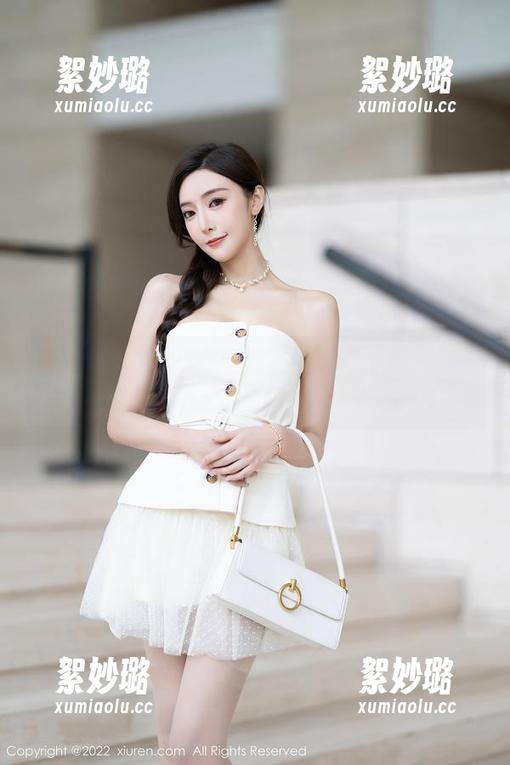 秀人网 - 果儿Victoria原图：果然女神的魅惑有点顶！
