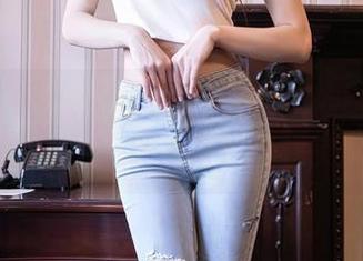 秀人网 - 厨娘在厨房的她——熊晓晓的原图和精选，像一剂美食视觉药！
