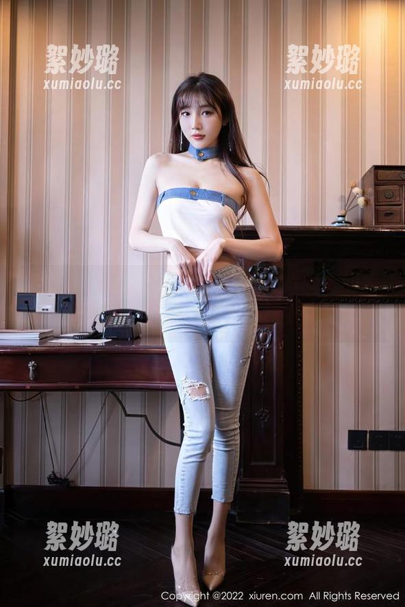秀人网 - 厨娘在厨房的她——熊晓晓的原图和精选，像一剂美食视觉药！
