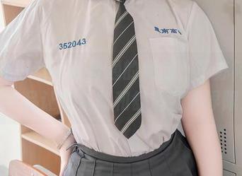 秀人网 - 这不是普通的和服，苏苏阿的定制作品让你从此和舒适划清界限！