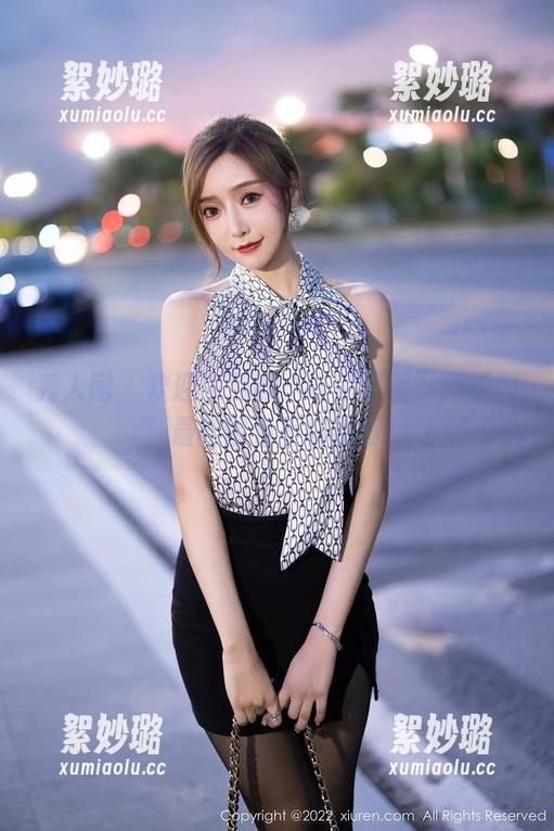 秀人网 - 欢迎来到陈小喵的“足”间乐园，最新图包不容错过！