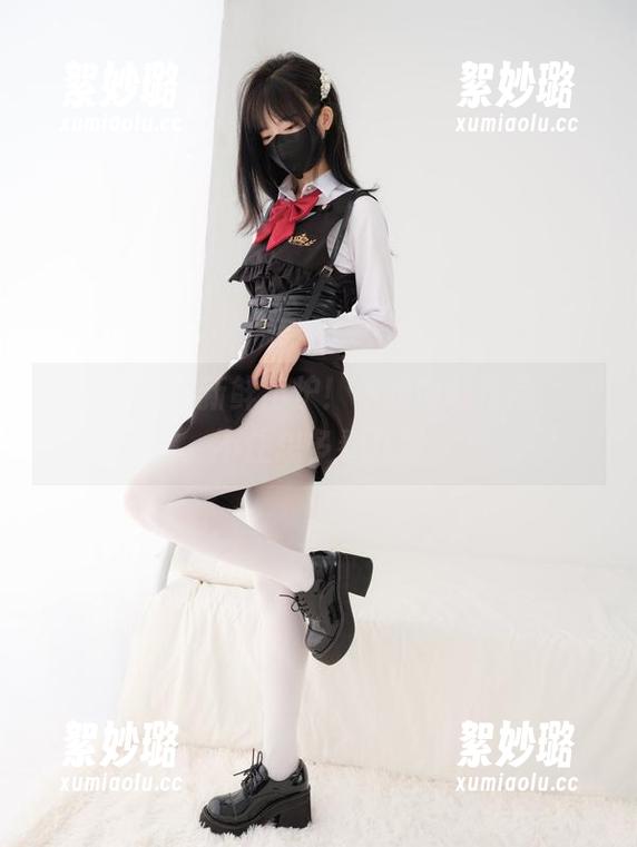 紧急企划 - 新鲜出炉！小婕肉丝作品，忍不住想多看几眼