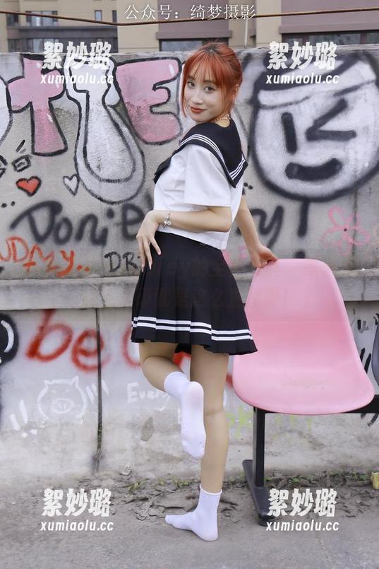 绮梦摄影 - Aubrey的全套写真，原来无修无水印就是这么直接呀！