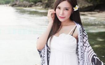 美媛馆 - 王馨瑶的丝袜写真集，轻轻一撩，竟让我心神荡漾