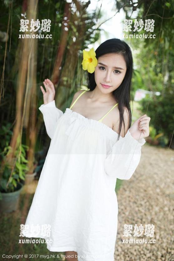 美媛馆 - 王馨瑶yanni夏日的美图很在线，我心里默默念了几遍：这个又是谁家的小仙女？